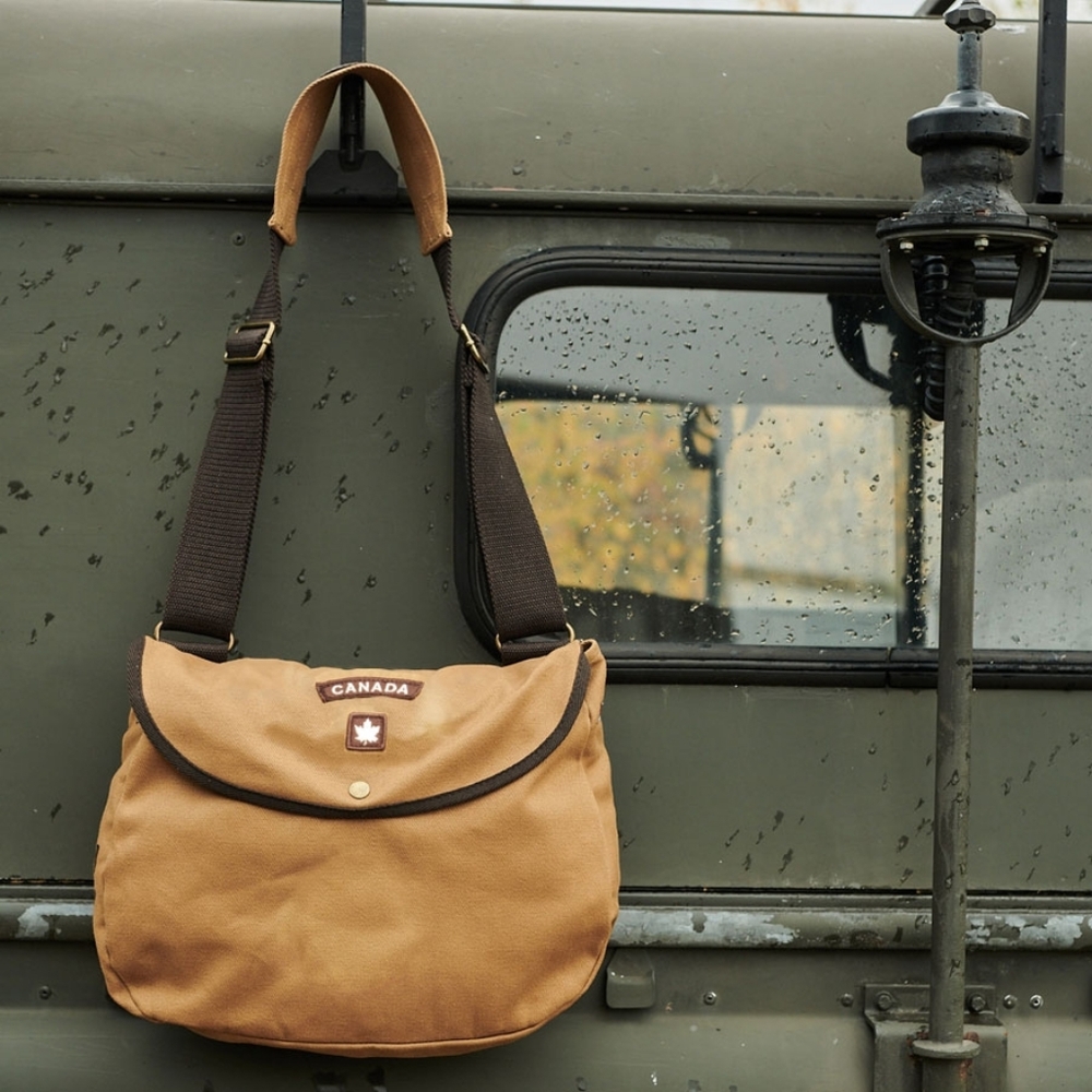 CANADA FIELD PATCH BAG